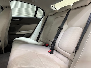 Used Jaguar XE 2018 for sale - 79504461: Photo