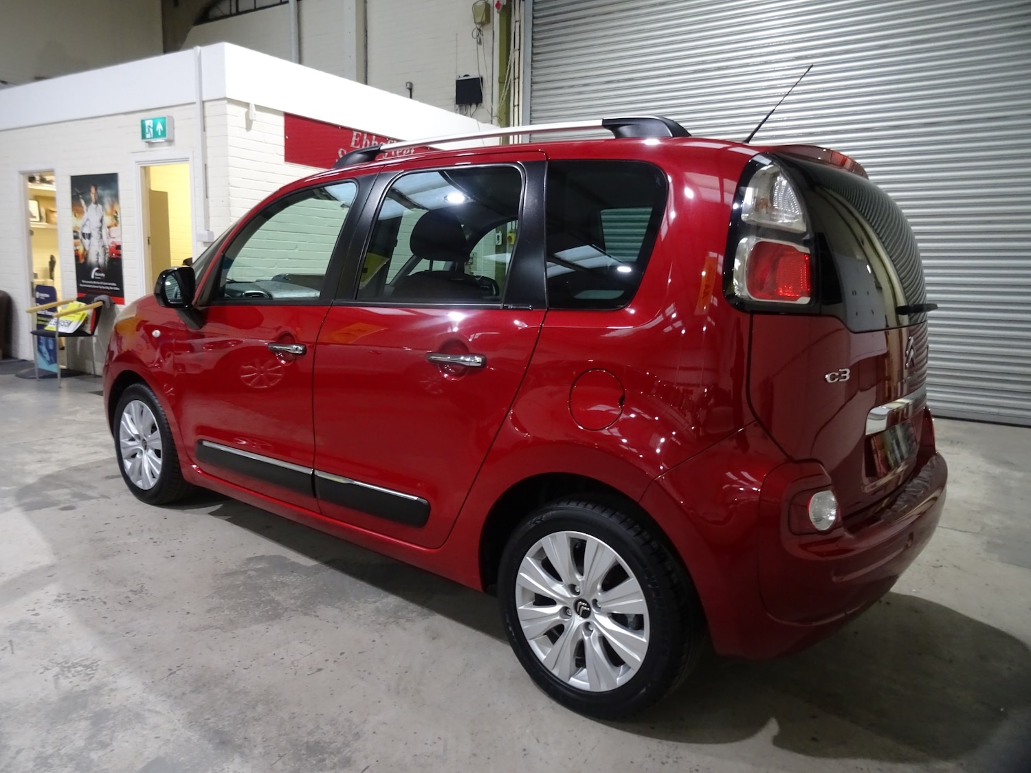 Used Citroen C3 Picasso 2013 for sale - 76374073: Photo 12