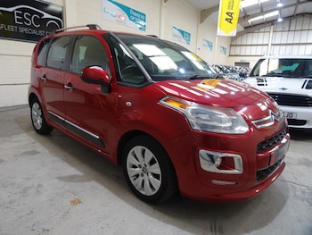 2013 (13) - 1.6 VTi 16V Exclusive 5dr Automatic **ONLY 58000 MILES FROM NEW**