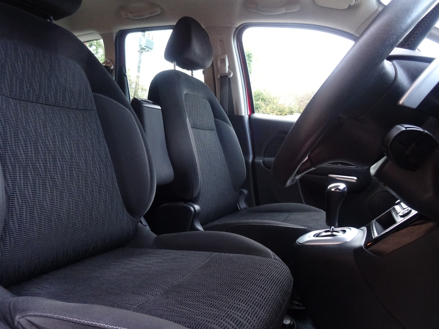 Used Citroen C3 Picasso 2013 for sale - 76374073: Photo 31