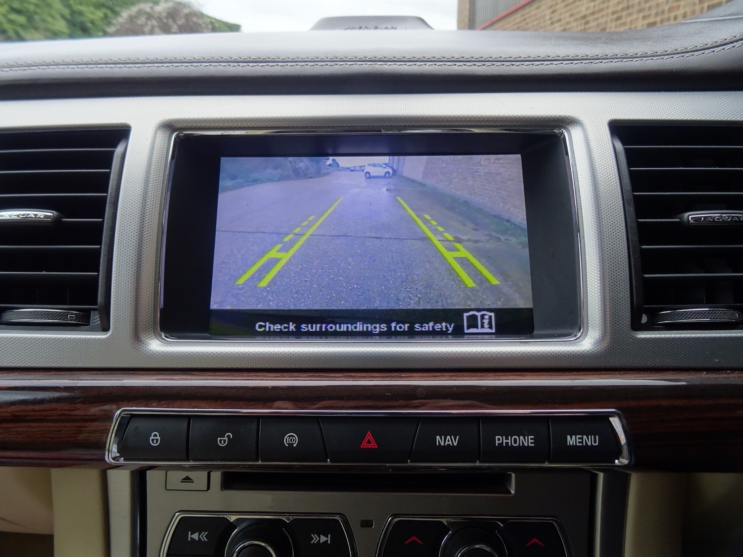 Used Jaguar XF 2015 for sale - 77198585: Photo 23