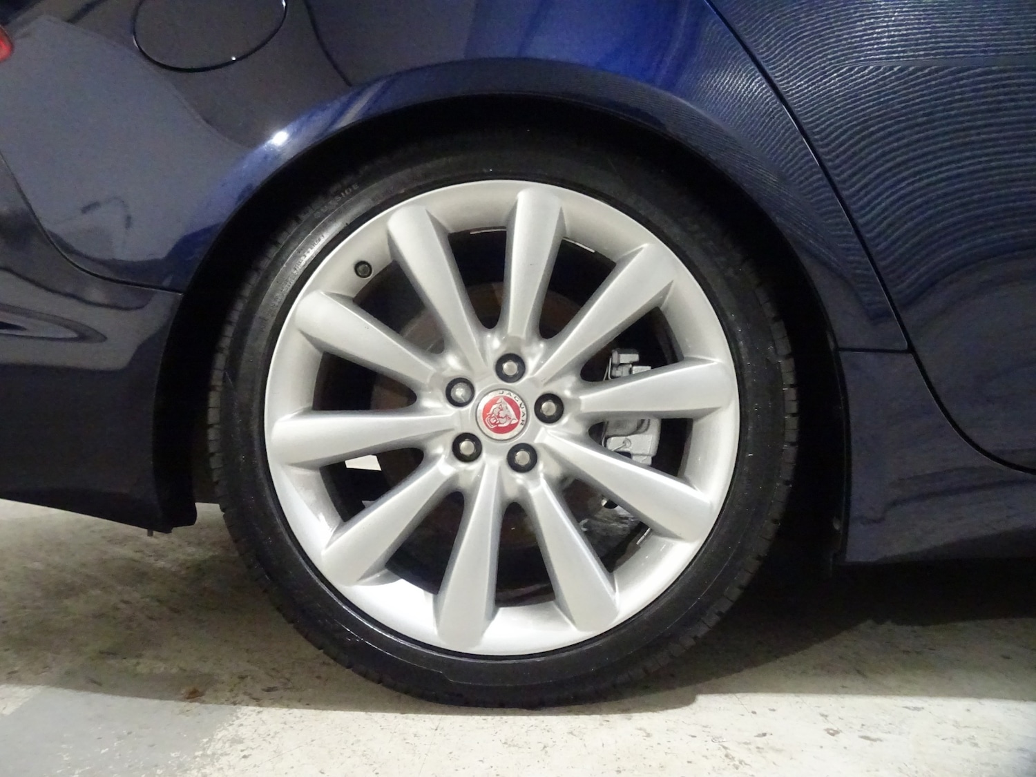 Used Jaguar XF 2015 for sale - 77198585: Photo 41