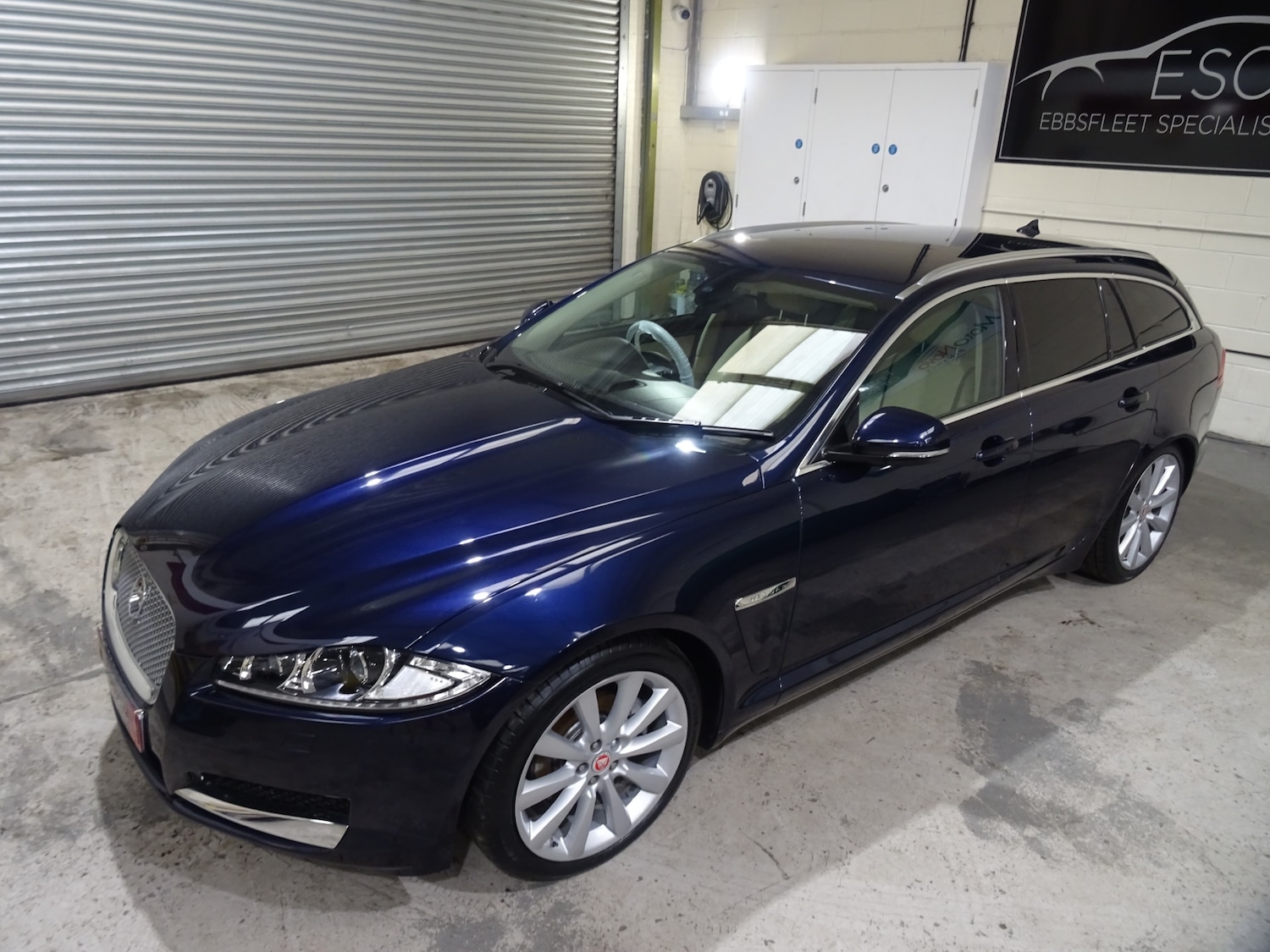 Used Jaguar XF 2015 for sale - 77198585: Photo 51