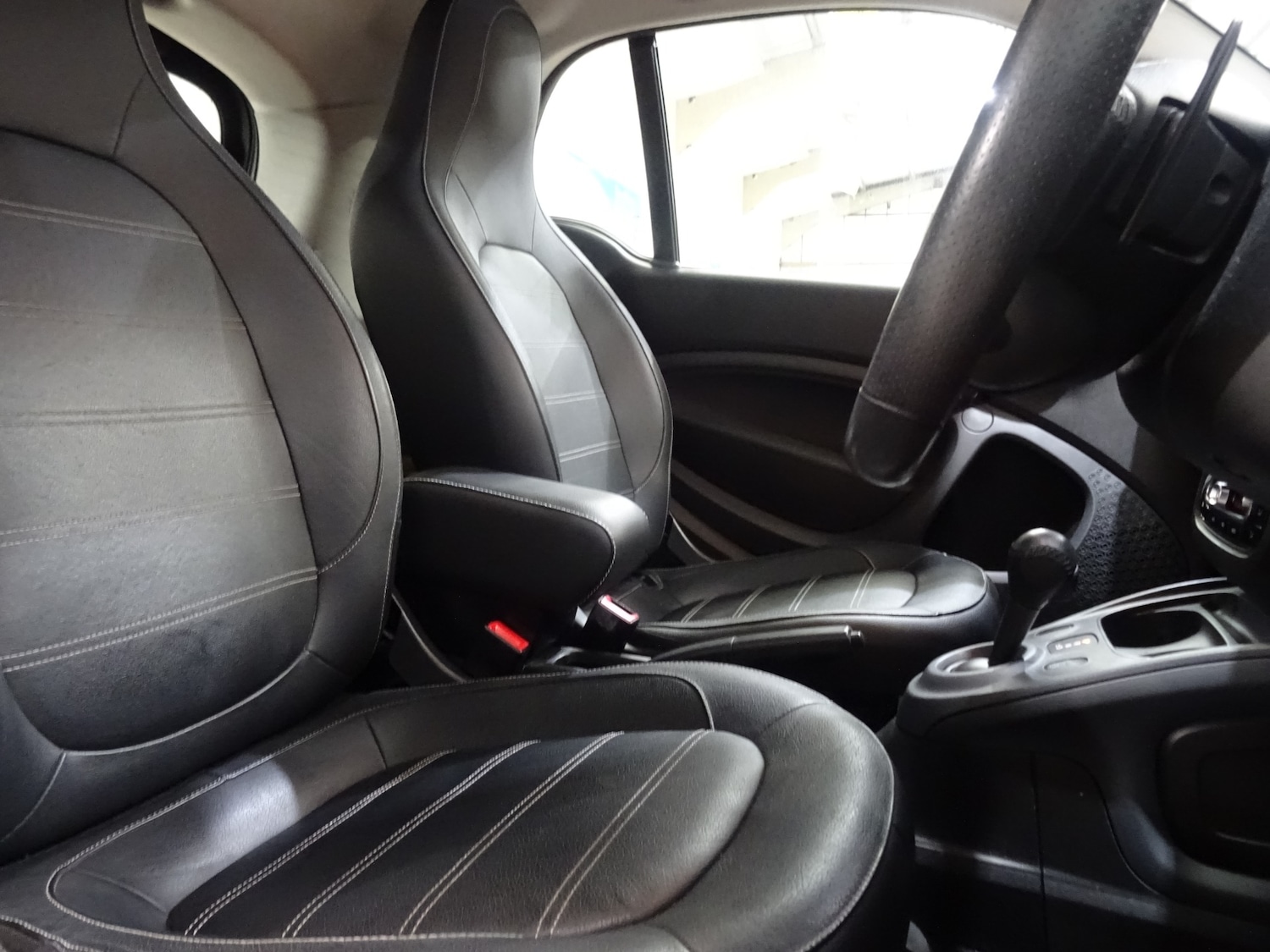 Used smart fortwo 2017 for sale - 77846120: Photo 3