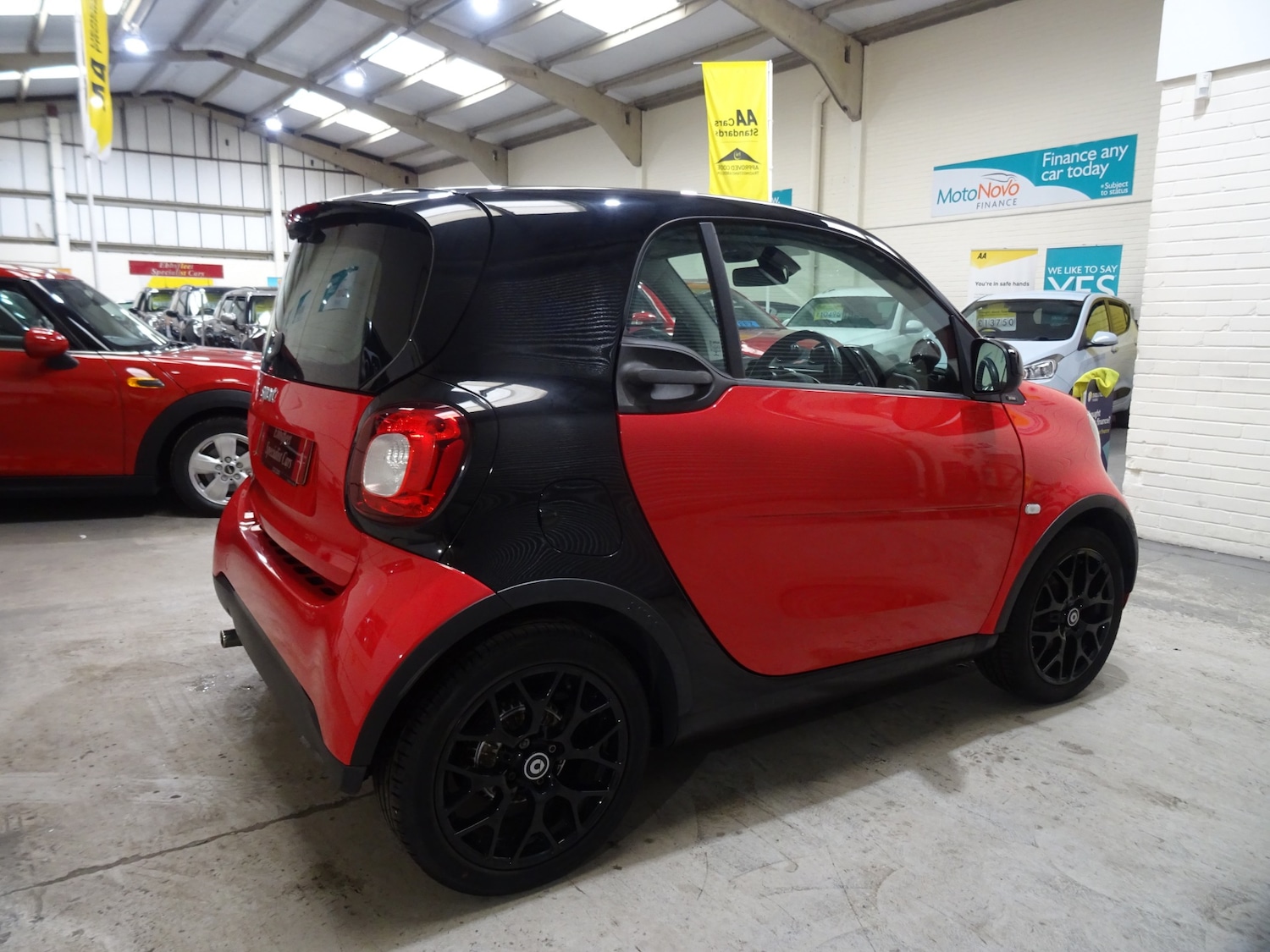Used smart fortwo 2017 for sale - 77846120: Photo 5