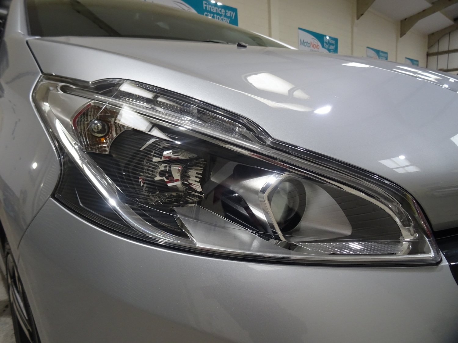 Used Peugeot 208 2018 for sale - 77416829: Photo 16