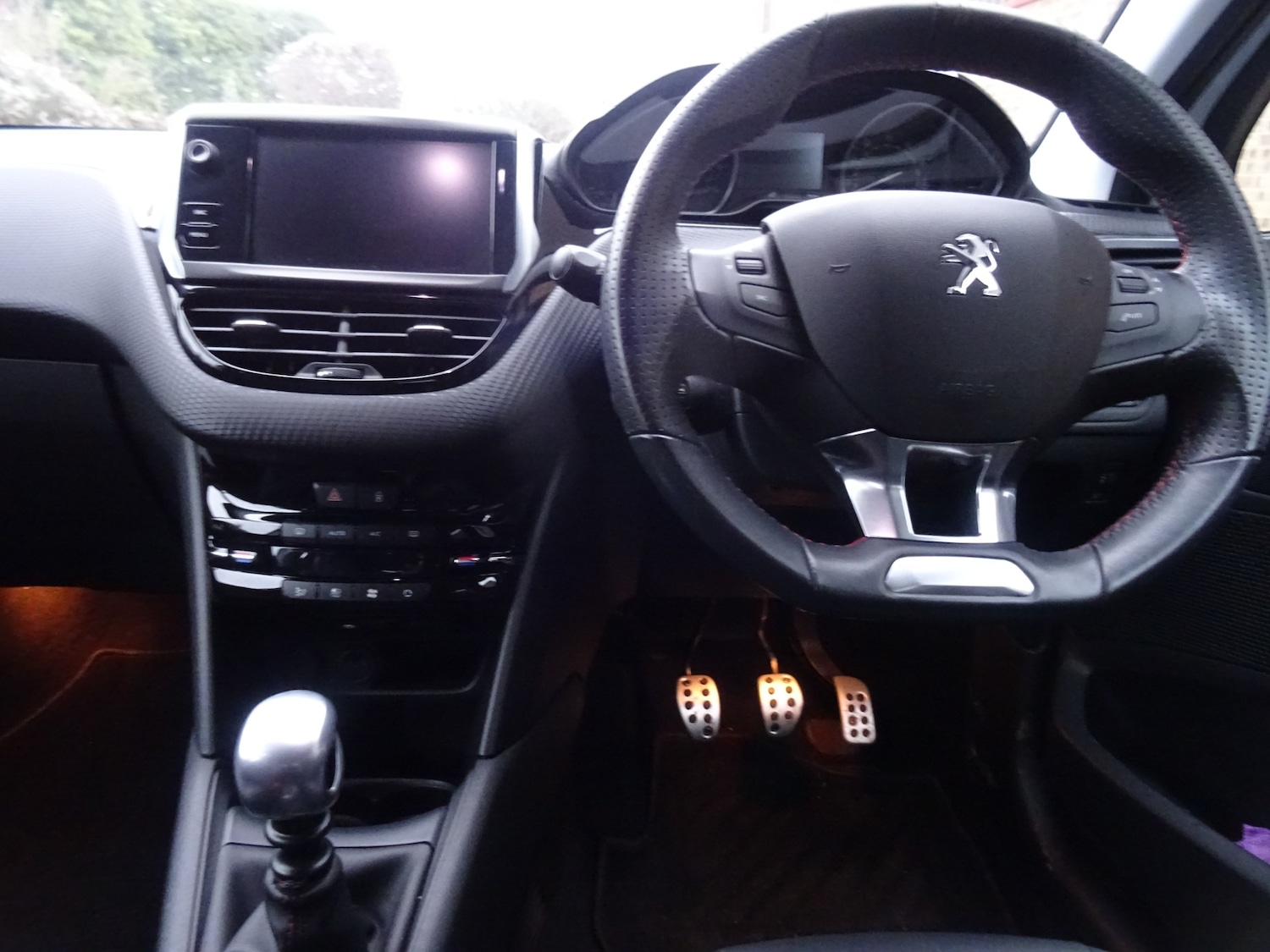 Used Peugeot 208 2018 for sale - 77416829: Photo 2