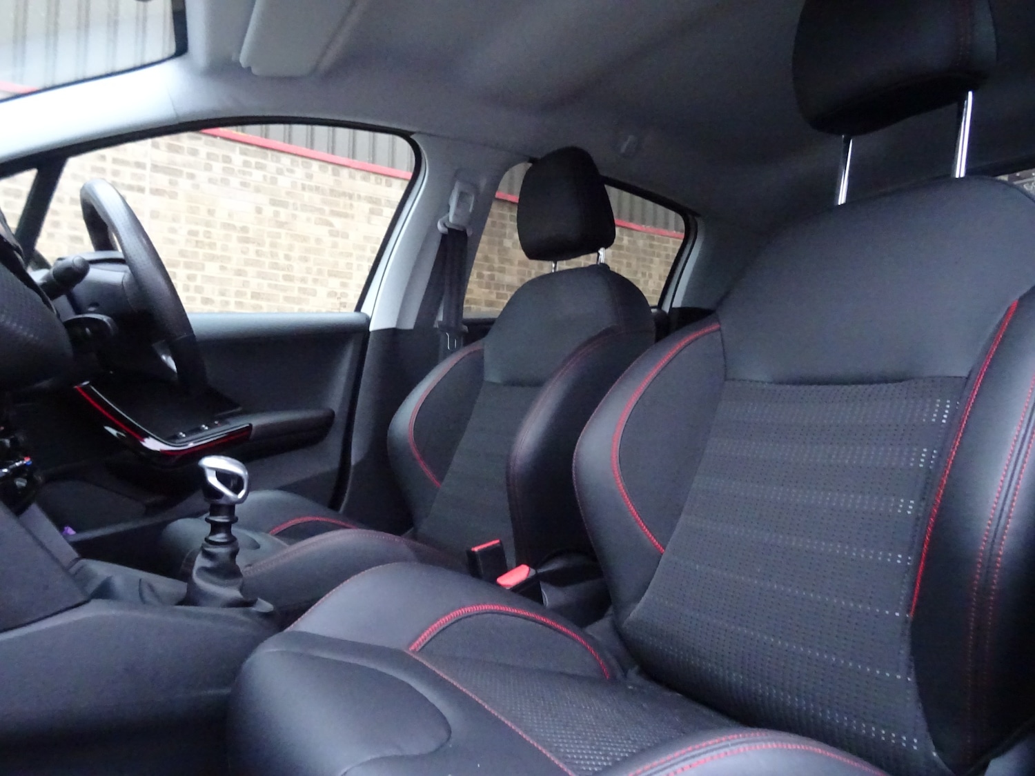 Used Peugeot 208 2018 for sale - 77416829: Photo 3