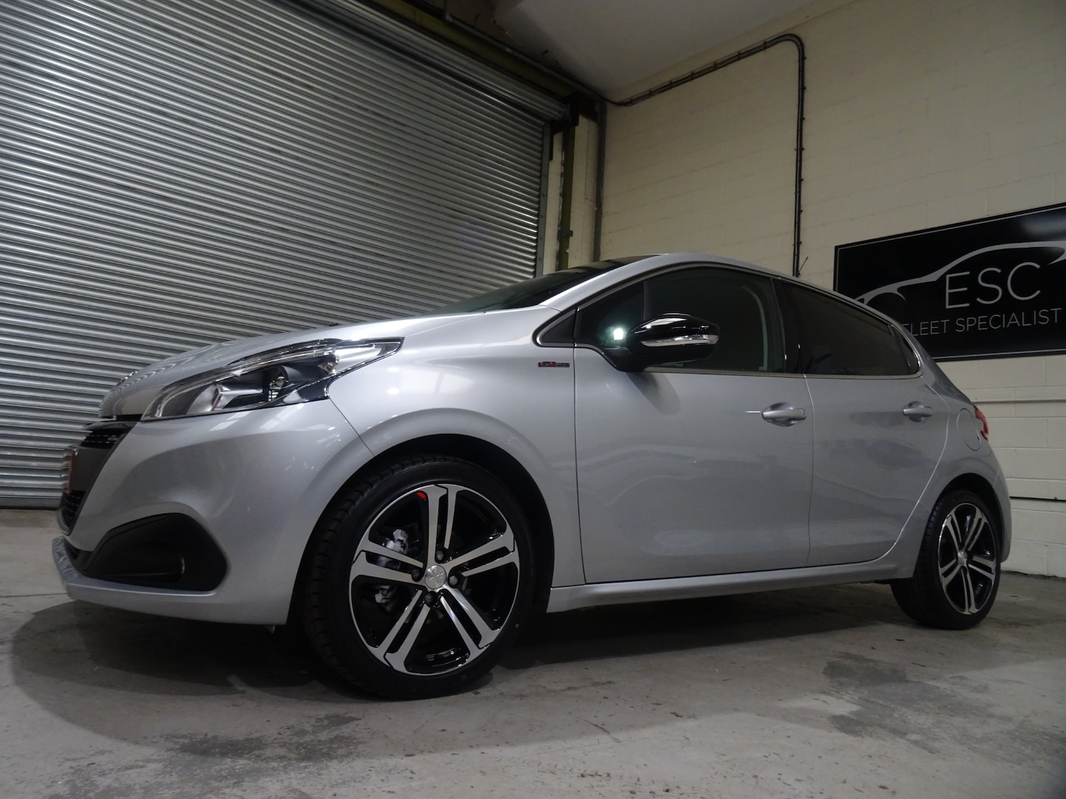 Used Peugeot 208 2018 for sale - 77416829: Photo 36