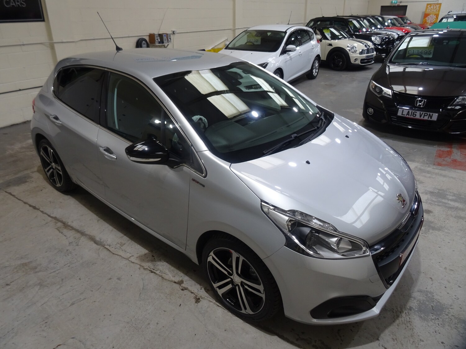 Used Peugeot 208 2018 for sale - 77416829: Photo 44