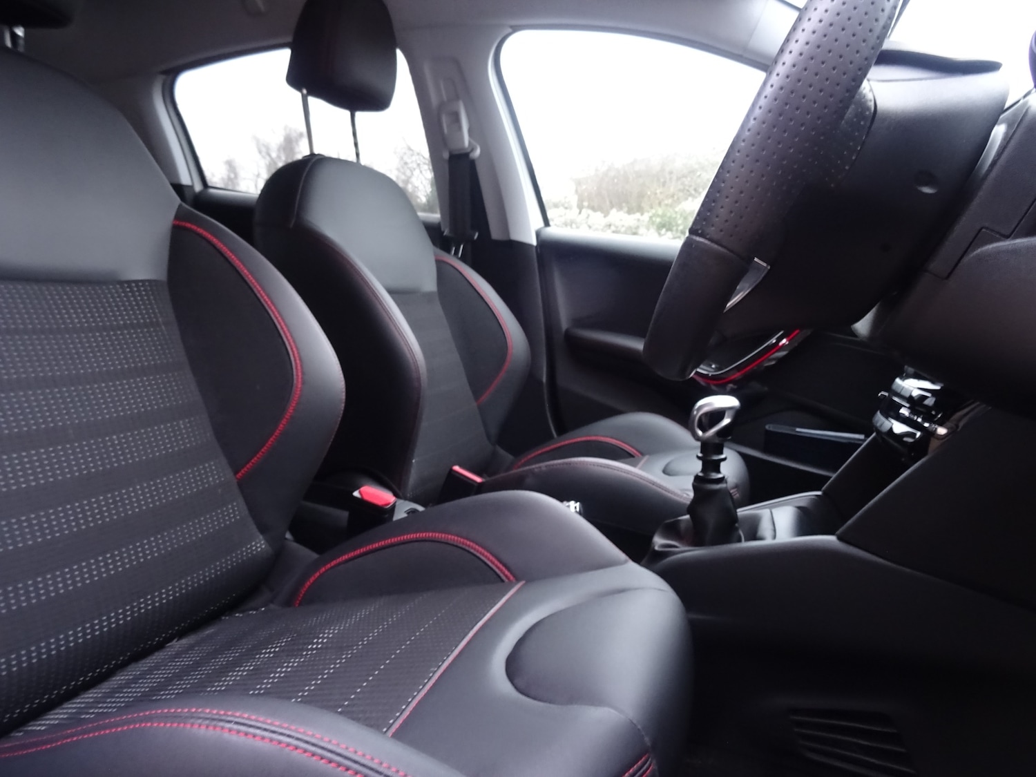 Used Peugeot 208 2018 for sale - 77416829: Photo 6