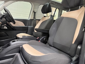 Used Citroen Grand C4 Picasso 2015 for sale - 79295453: Photo