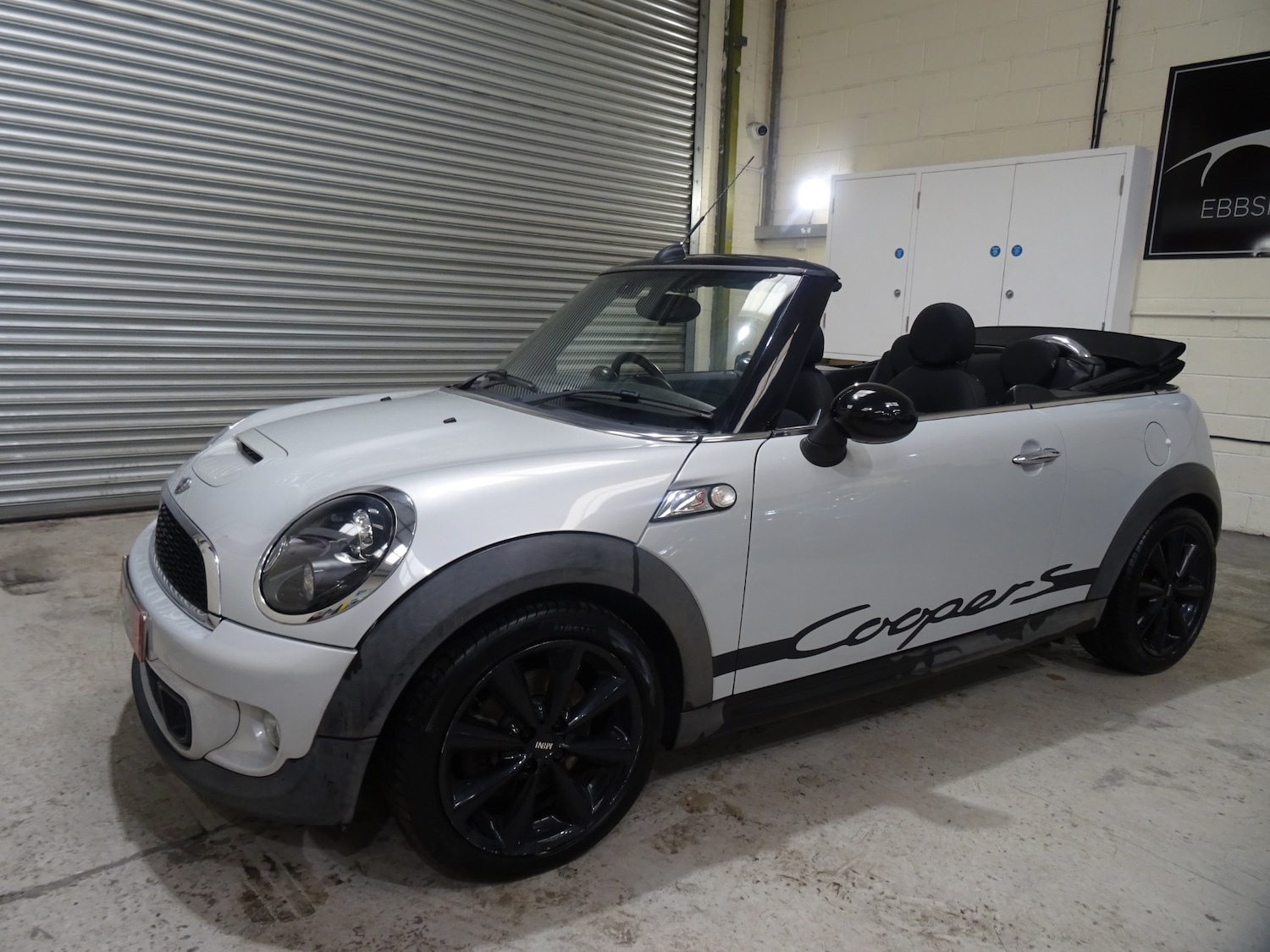 Used MINI Convertible 2013 for sale - 77675797: Photo 10