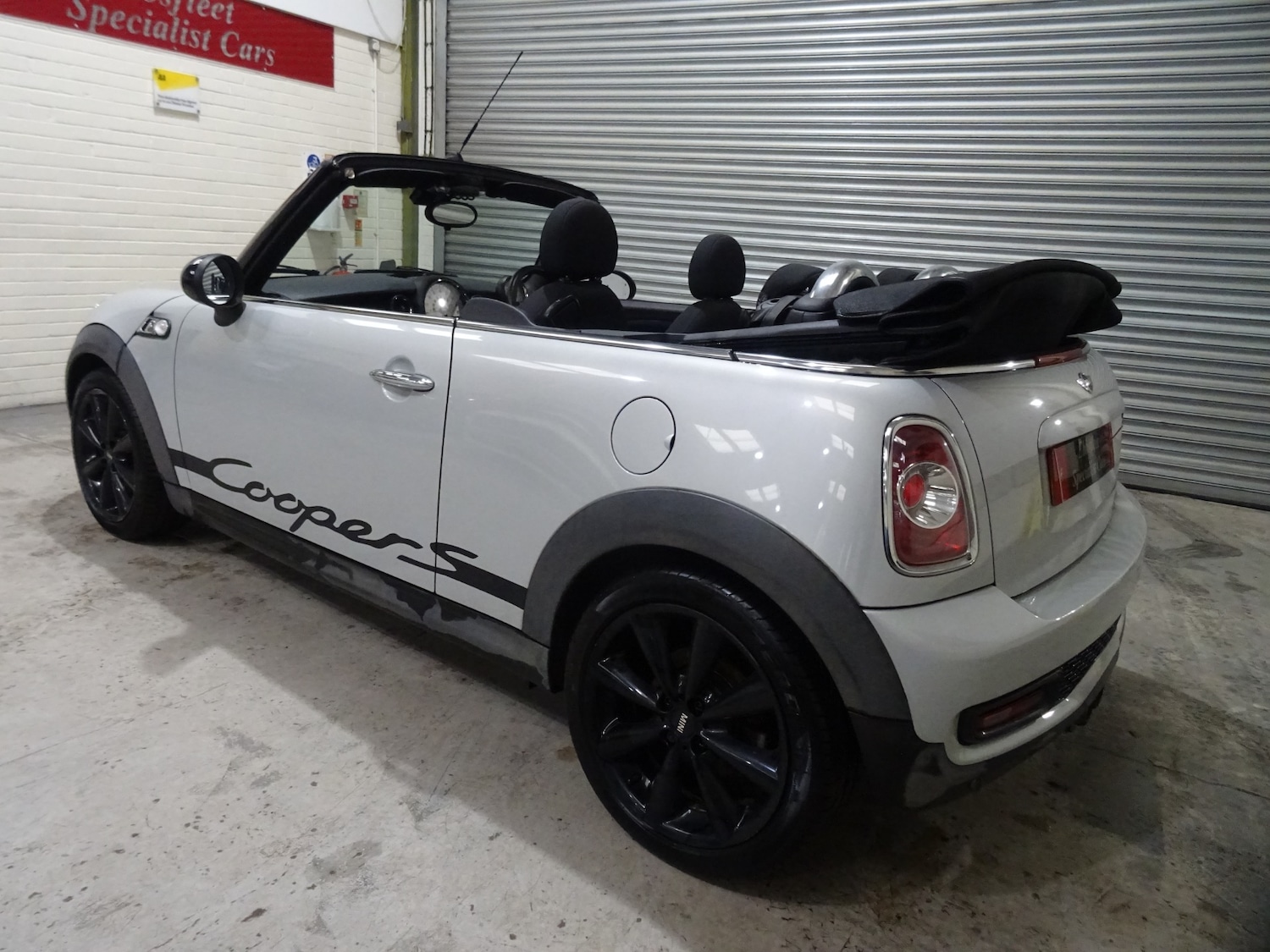 Used MINI Convertible 2013 for sale - 77675797: Photo 9