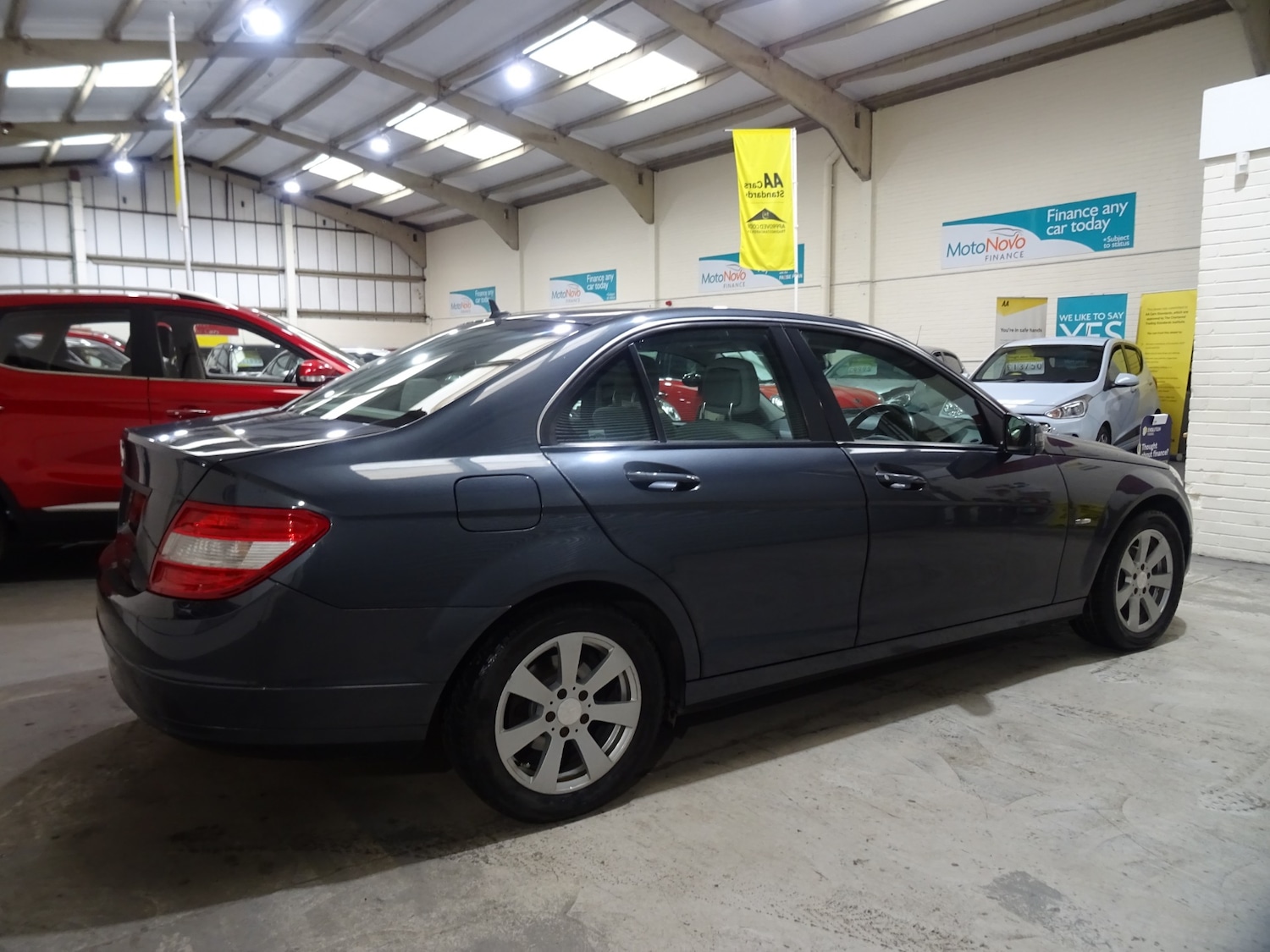 Used Mercedes-Benz C Class 2009 for sale - 77902825: Photo 10