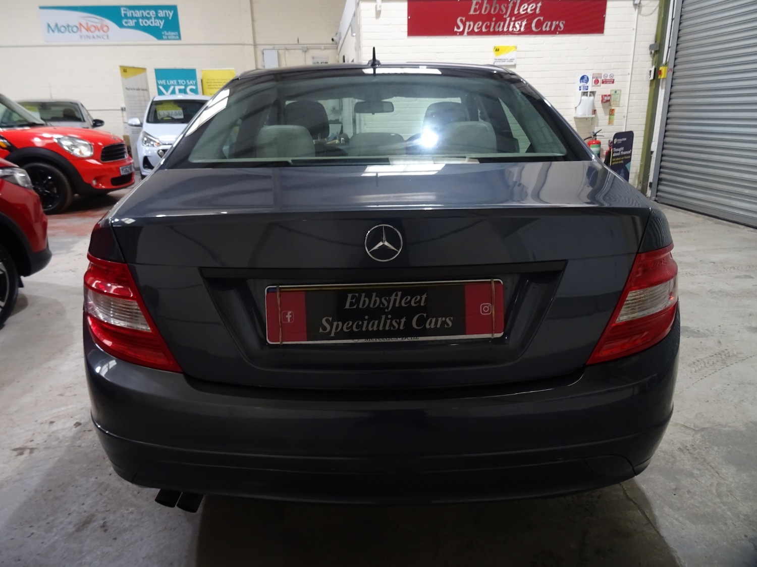 Used Mercedes-Benz C Class 2009 for sale - 77902825: Photo 11