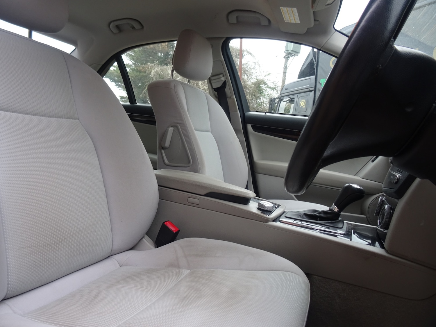 Used Mercedes-Benz C Class 2009 for sale - 77902825: Photo 8