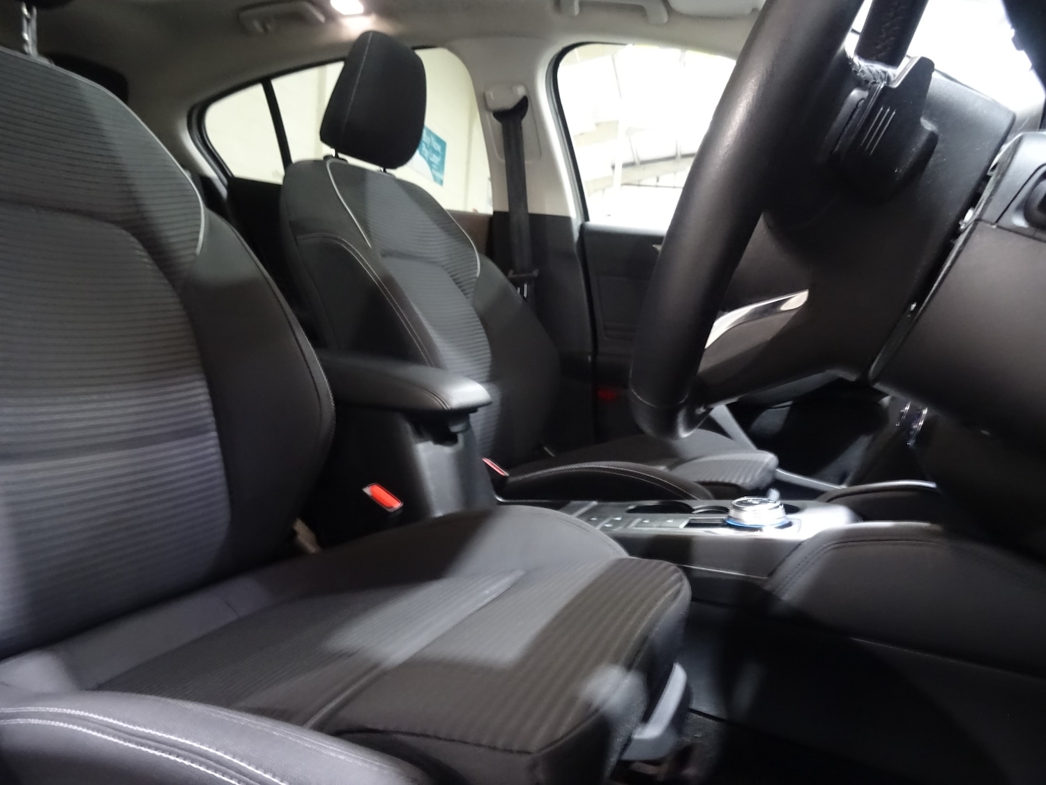 Used Ford Focus 2019 for sale - 76963457: Photo 6