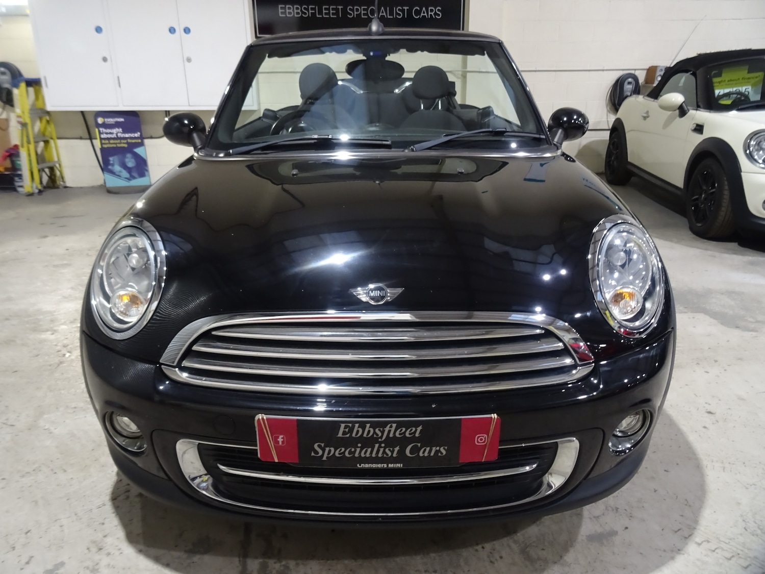 Used MINI Convertible 2015 for sale - 77071157: Photo 4