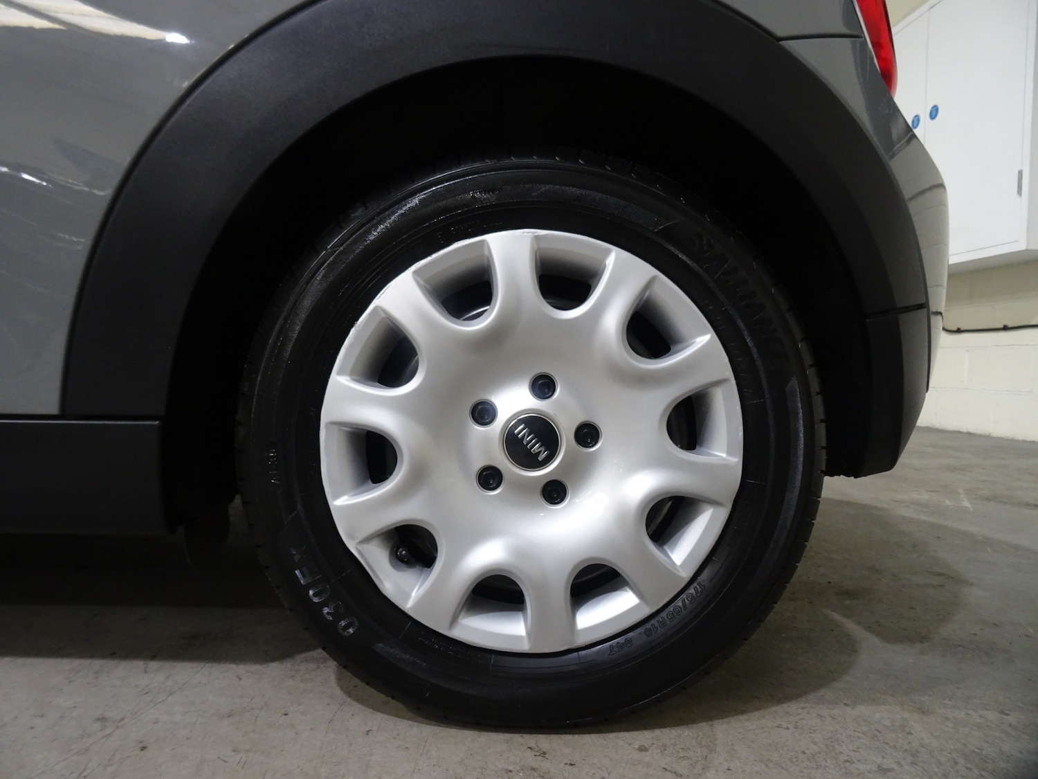 Used MINI Hatch 2014 for sale - 76611332: Photo 36