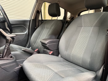Used Ford Fiesta 2010 for sale - 79546920: Photo