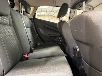 Used Ford Fiesta 2010 for sale - 79546920: Photo
