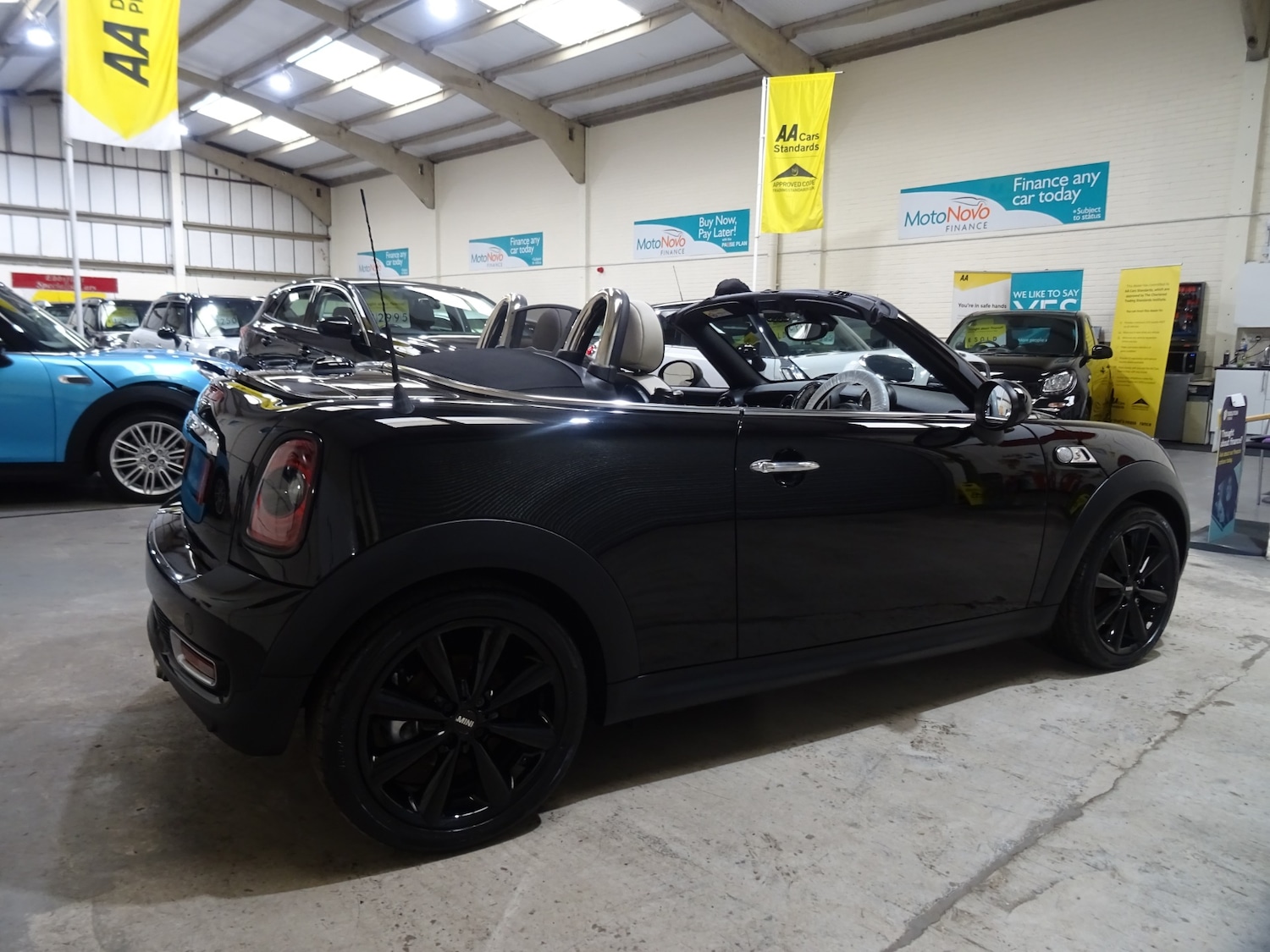 Used MINI Roadster 2014 for sale - 76638409: Photo 10