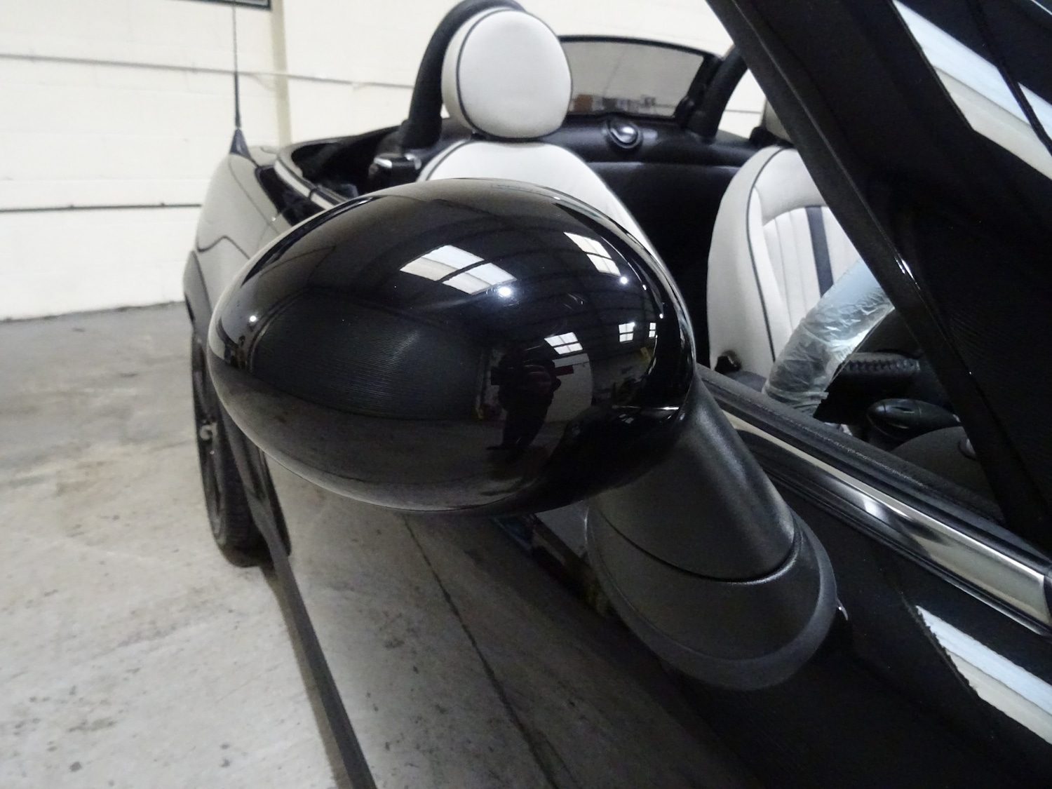 Used MINI Roadster 2014 for sale - 76638409: Photo 36