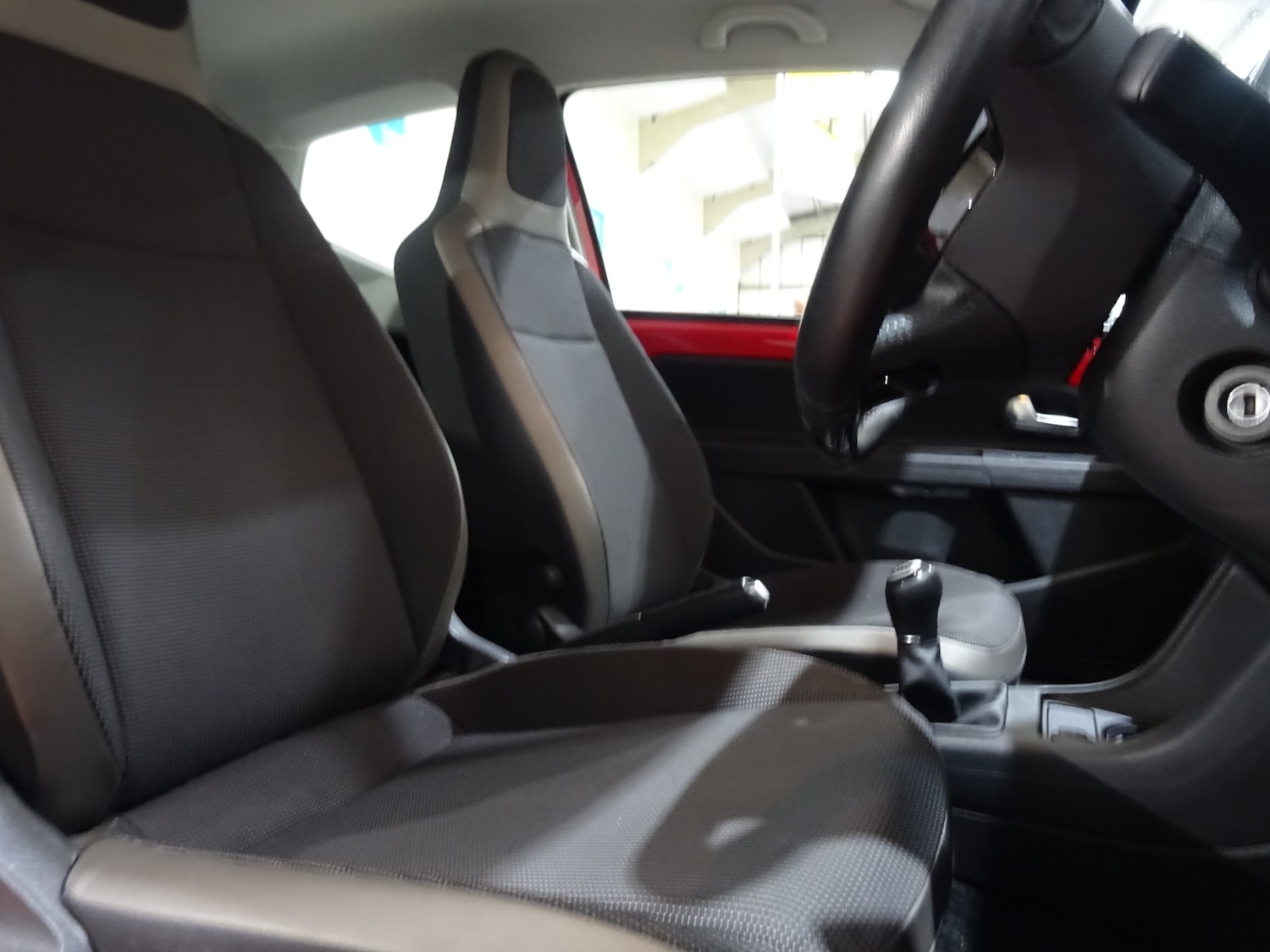 Used Volkswagen up! 2014 for sale - 77630873: Photo 5