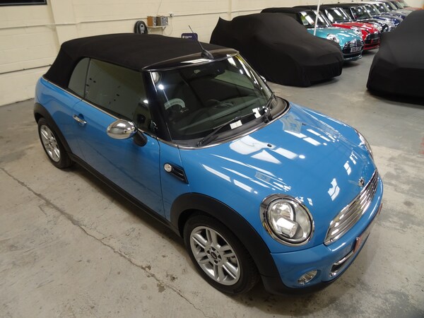 Used MINI Convertible 2014 for sale - 75750025: Photo 21