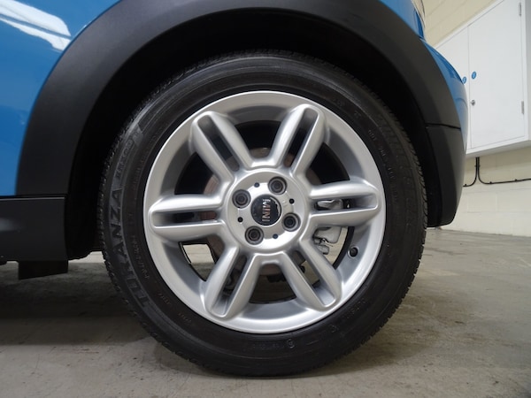 Used MINI Convertible 2014 for sale - 75750025: Photo 37