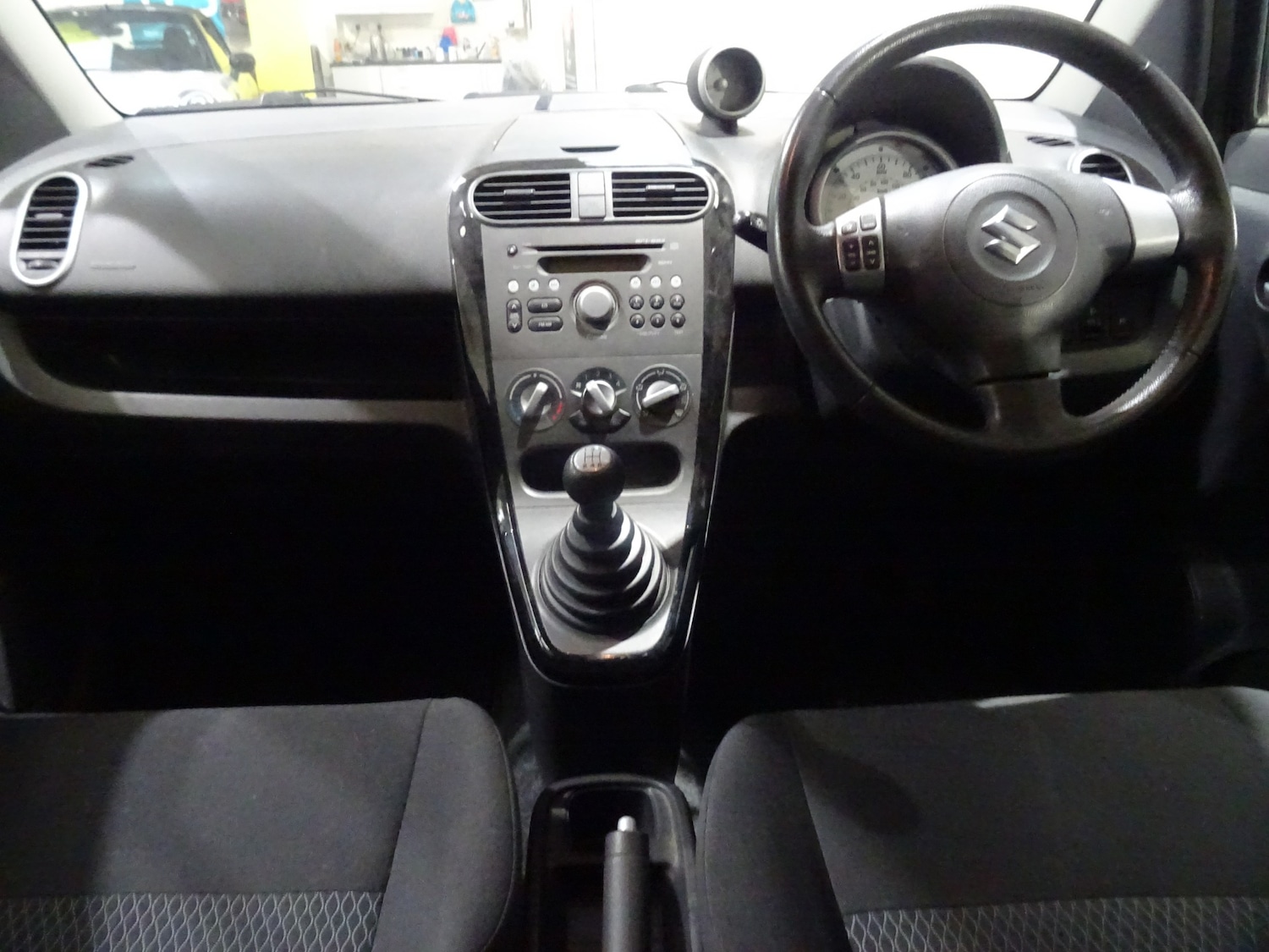 Used Suzuki Splash 2013 for sale - 77128453: Photo 2