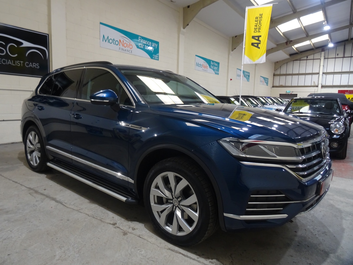 Used Volkswagen Touareg 2018 for sale - 77093973: Photo 1