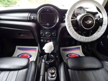 Used MINI Hatch 2017 for sale - 74764764: Photo