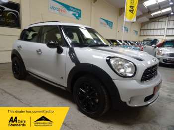 2015 (15) - 1.6 Cooper ALL4 5dr **LOW MILEAGE*ONLY 32000 MILES**