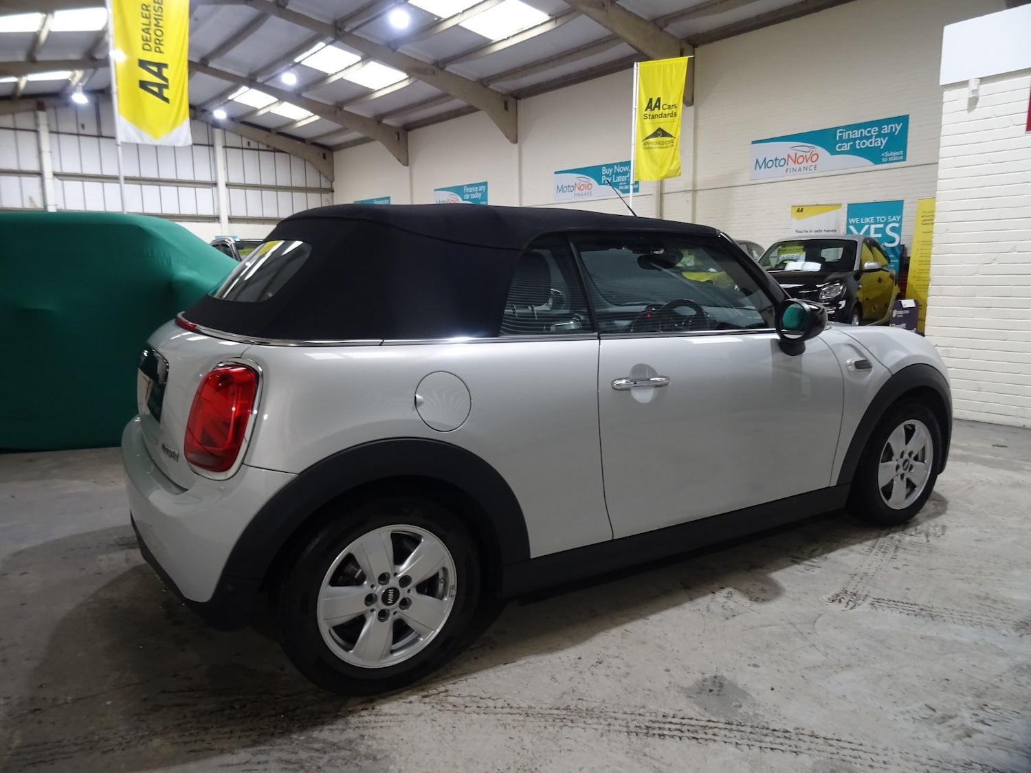 Used MINI Convertible 2021 for sale - 77046264: Photo 14