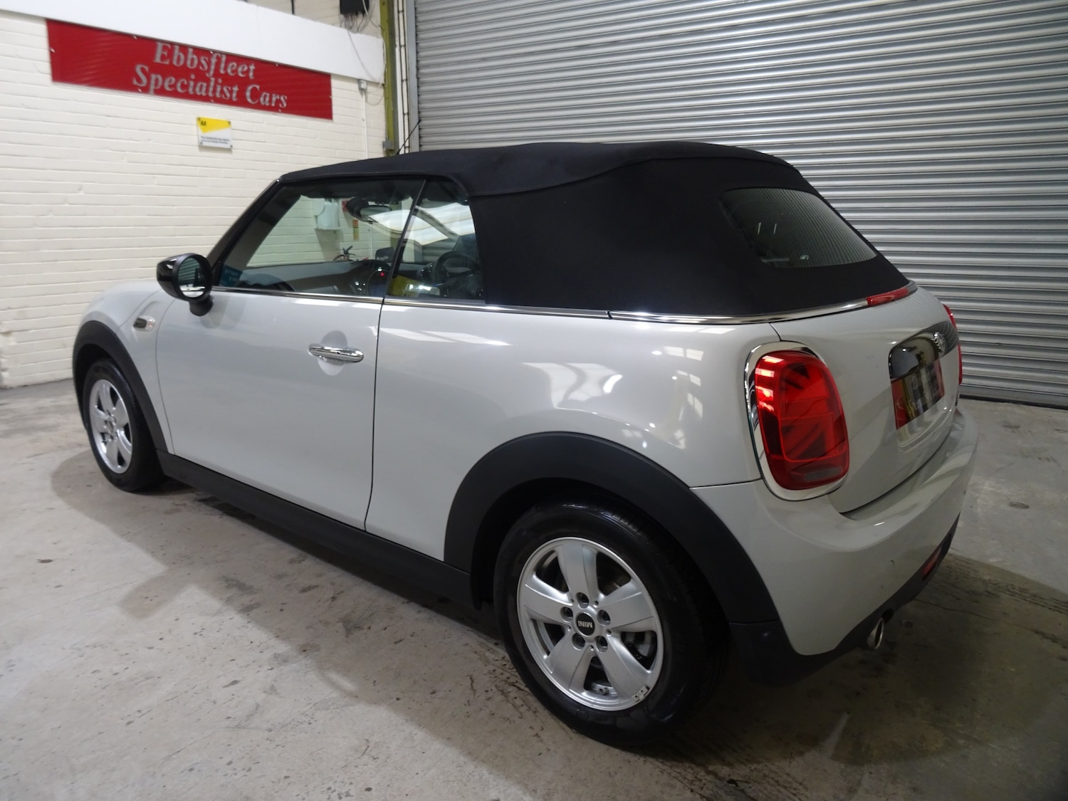 Used MINI Convertible 2021 for sale - 77046264: Photo 16
