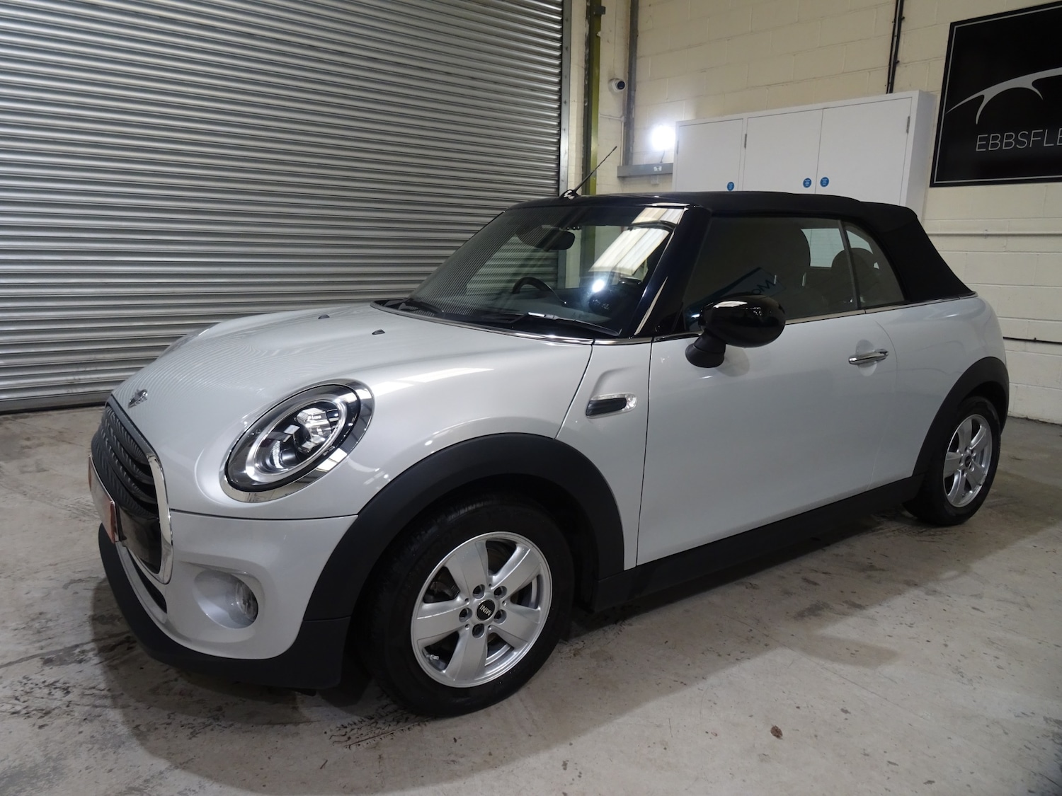 Used MINI Convertible 2021 for sale - 77046264: Photo 17