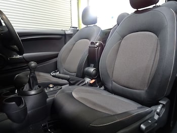 Used MINI Convertible 2021 for sale - 77046264: Photo