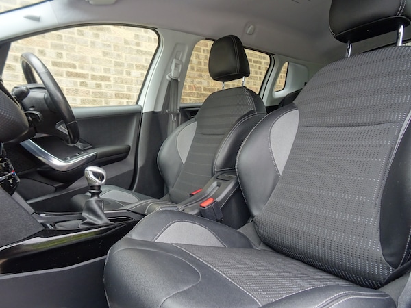 Used Peugeot 2008 2016 for sale - 75391487: Photo 27