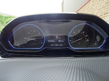 Used Peugeot 2008 2016 for sale - 75391487: Photo