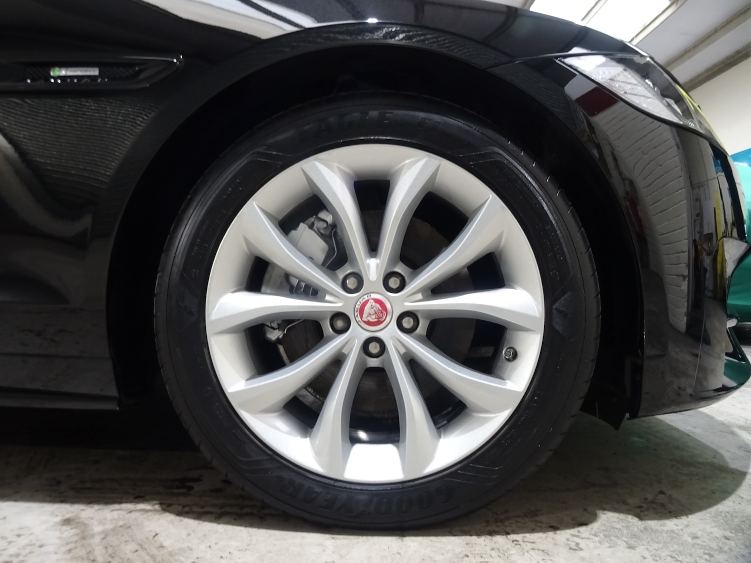 Used Jaguar XF 2015 for sale - 76428431: Photo 19