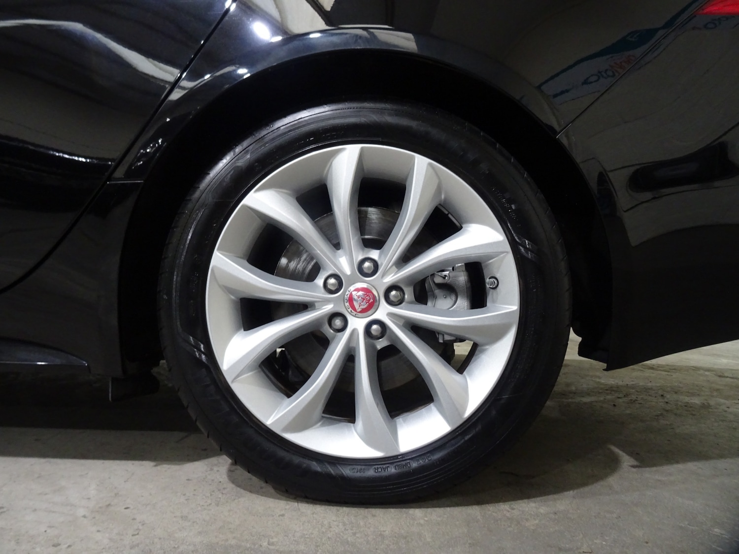 Used Jaguar XF 2015 for sale - 76428431: Photo 21