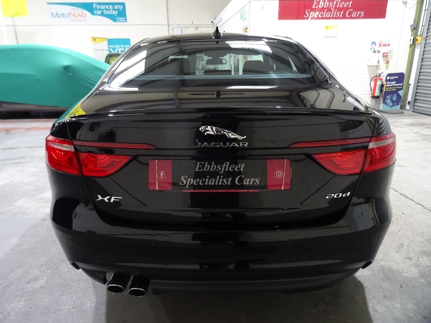 Used Jaguar XF 2015 for sale - 76428431: Photo 4