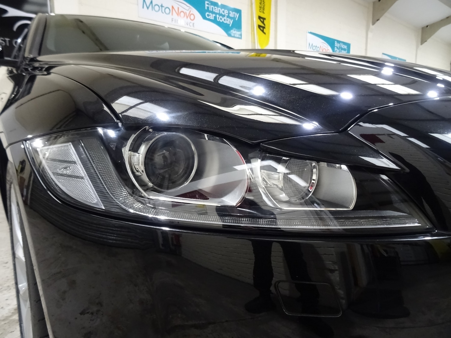 Used Jaguar XF 2015 for sale - 76428431: Photo 7