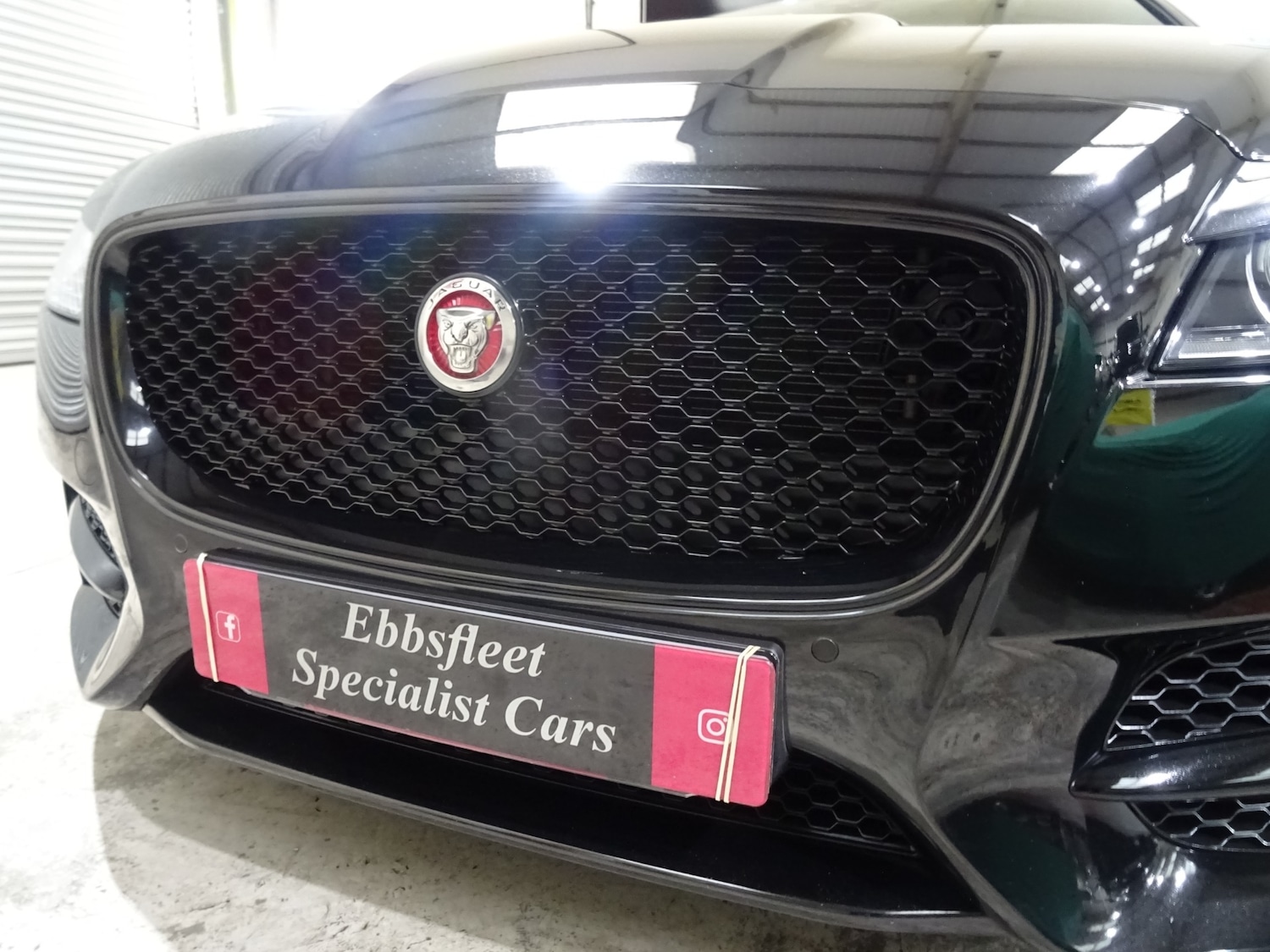 Used Jaguar XF 2015 for sale - 76428431: Photo 8