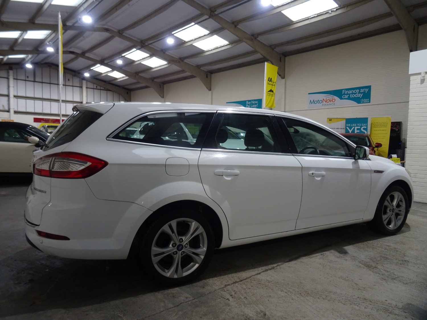 Used Ford Mondeo 2011 for sale - 77375863: Photo 8
