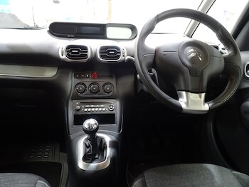 Used Citroen C3 Picasso 2016 for sale - 78339803: Photo