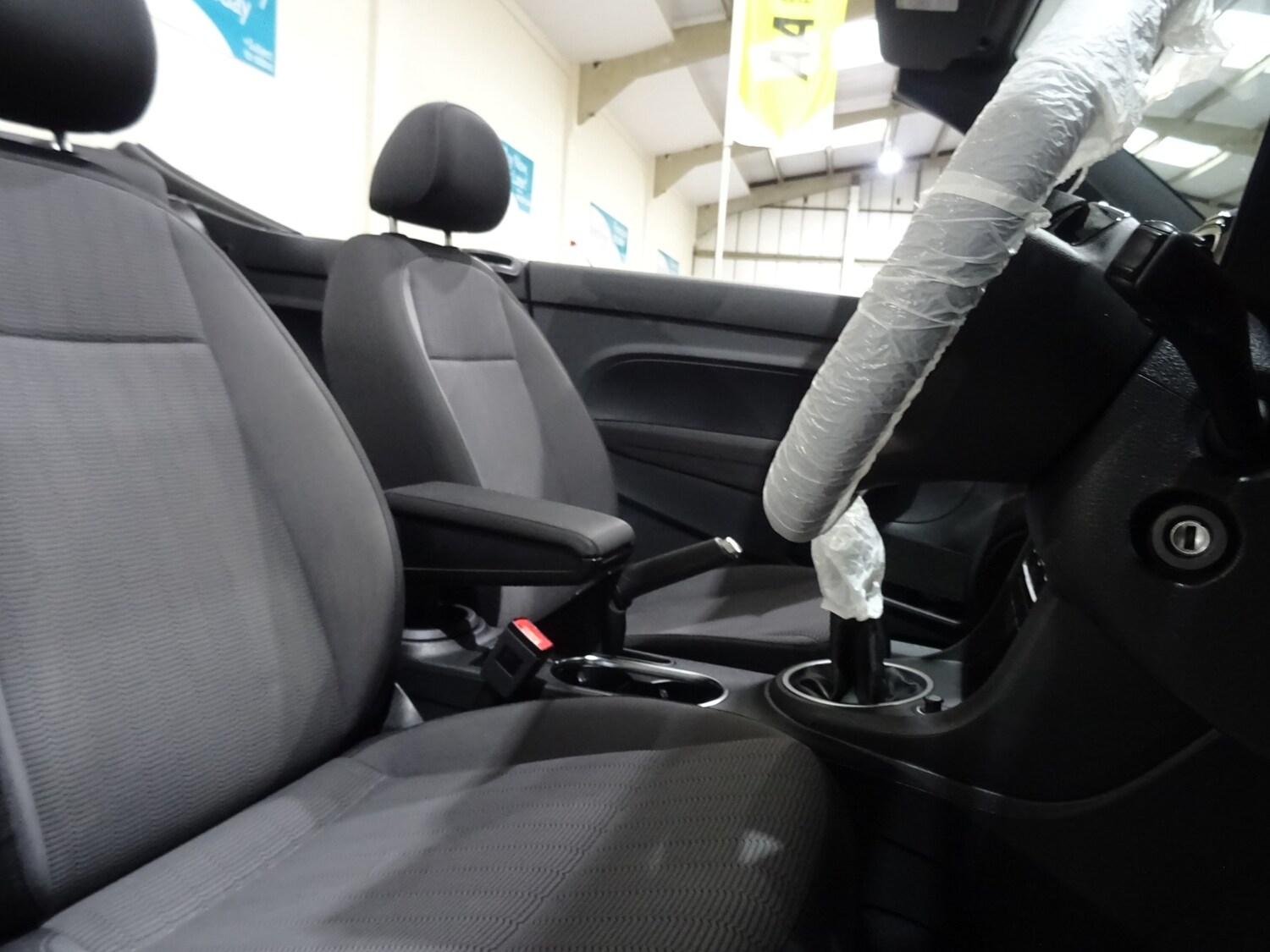 Used Volkswagen Beetle 2014 for sale - 76374068: Photo 25