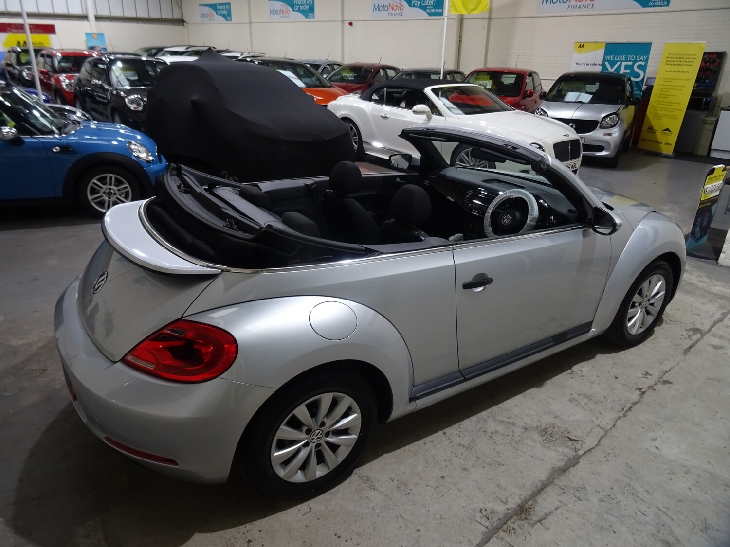Used Volkswagen Beetle 2014 for sale - 76374068: Photo 27